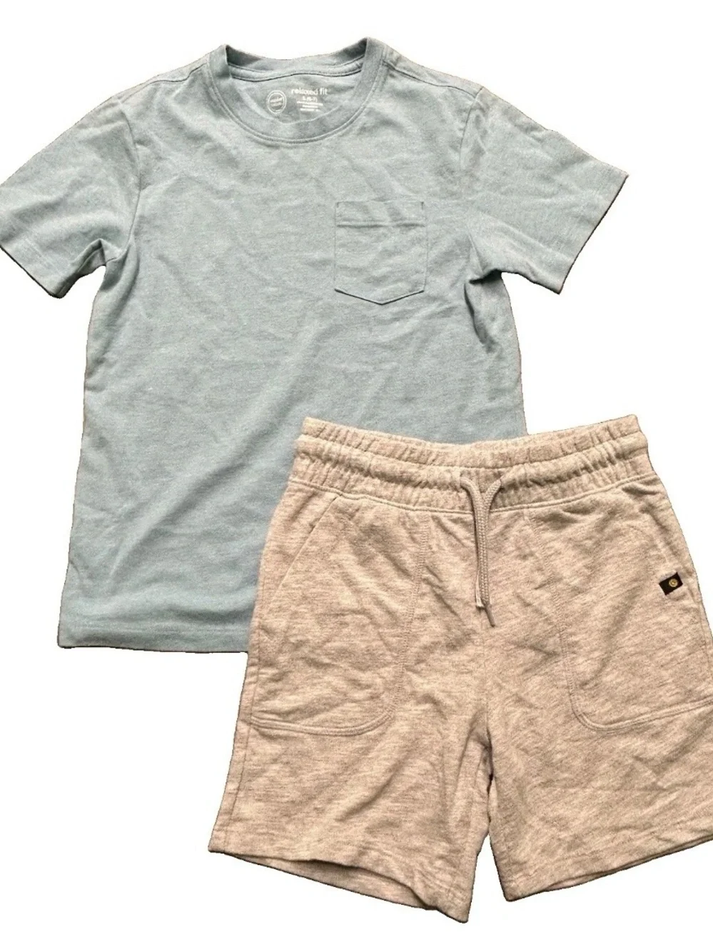 Boy’s Summer Clothing Swim Trunks Shorts T Shirts Size Small (6/7)